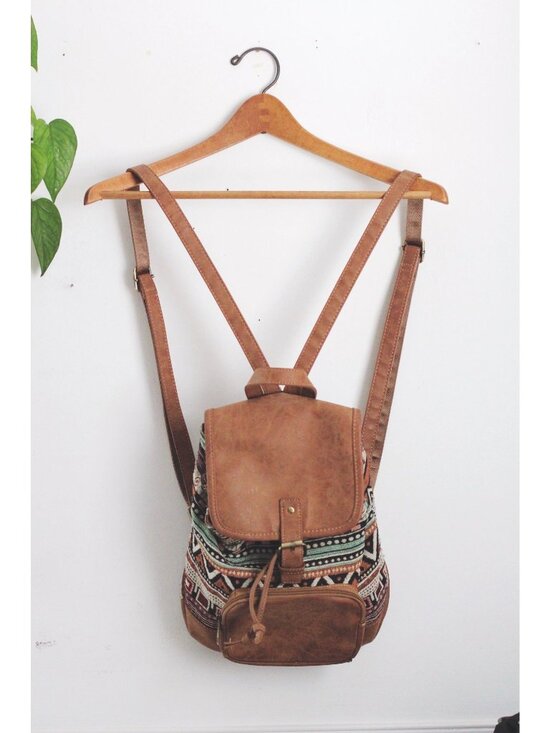 None Handbags - Boho Vintage-Style Brown Leather & Woven Backpack Adjustable Straps Tribal Print